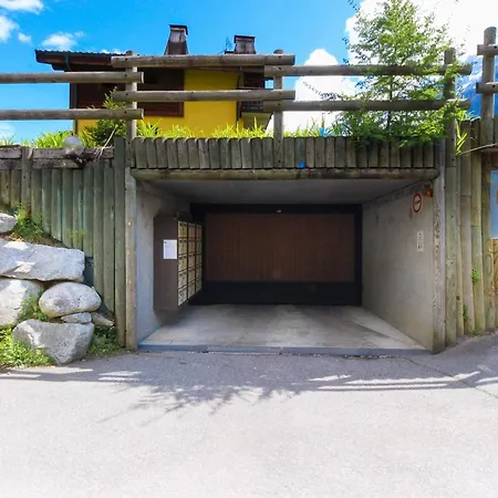 Les Capucins 2- Vue Mont-blanc - - Escalade 公寓 *